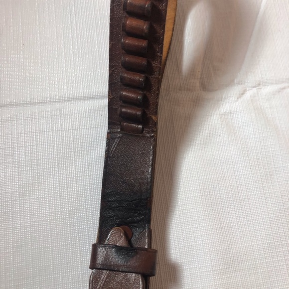 Vintage Weathered Women’s Hunting Belt SZ 32, 30/31 Waist Made in Hong Kong - Picture 14 of 14